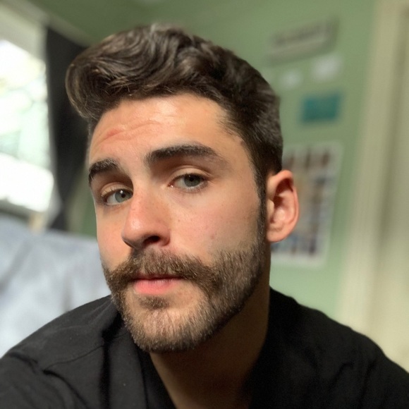 Meet your Posher, Kevin - Picture 1 of 1